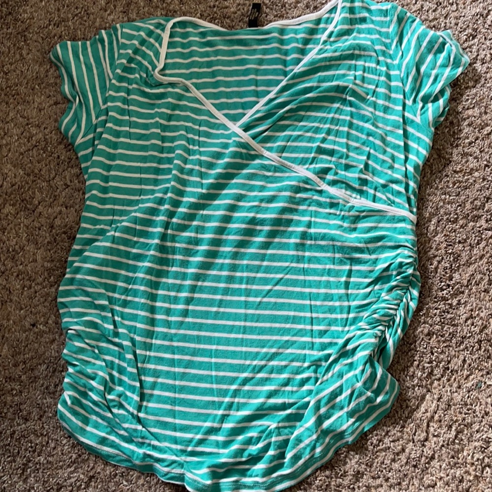 🤰🏽🤱🏽Maternity and nursing shirt